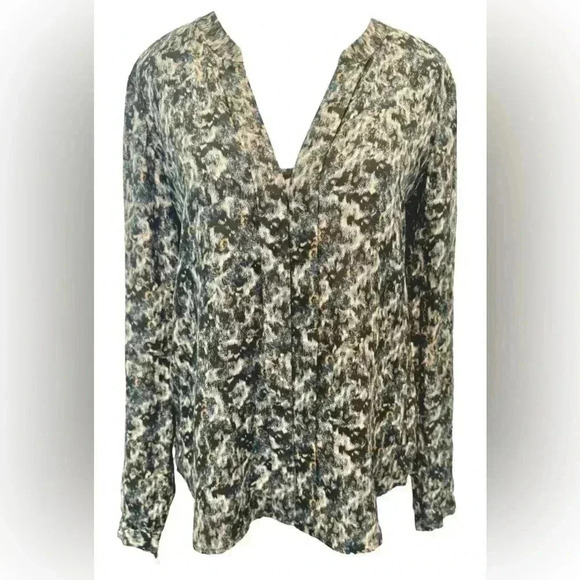 Theory | 100% Silk Ruisa Caligula Blouse (S) - Picture 5 of 10